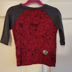 LulaRoe red/grey rose design half sleeve tee